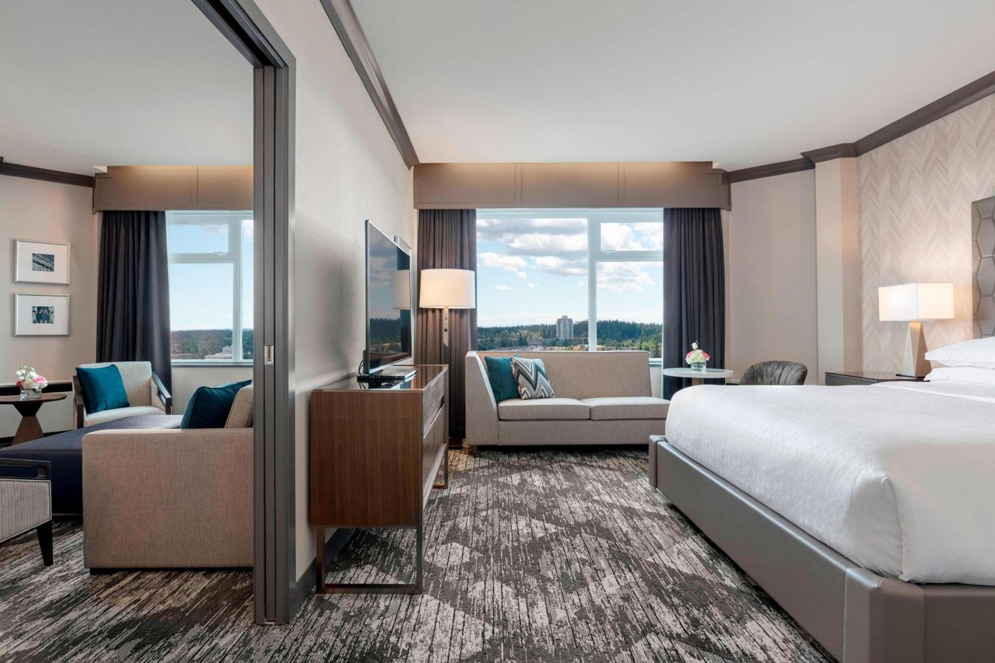 Sheraton Vancouver Guildford Hotel Surrey Exterior photo